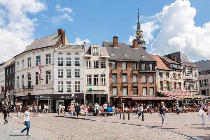 Self-Guided e-Scavenger Hunt in Hasselt — City Game App Walking Tour photo 3
