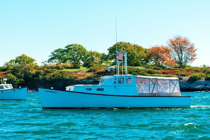 Portland Maine Fall Foliage Private Lobster Boat Cruise photo 2
