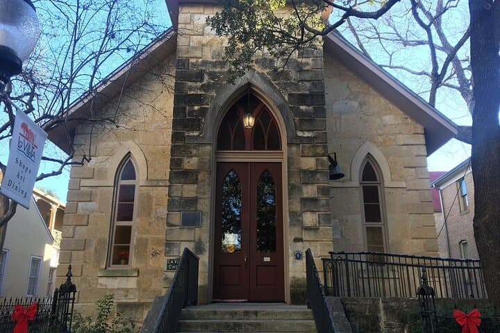 Historic Downtown and San Antonio River Walk Guided Walking Tour photo 5