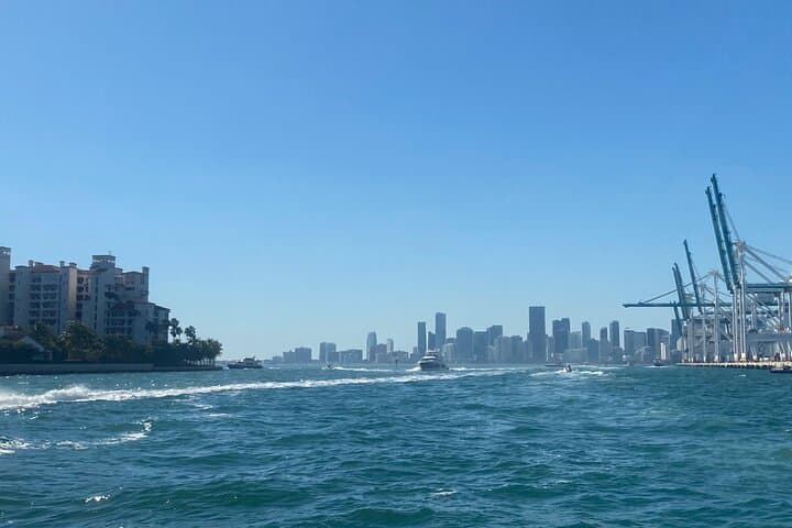 Miami to Key West 2-Day Combo: Key West Bus Day Trip + Miami Biscayne Bay Cruise photo 3