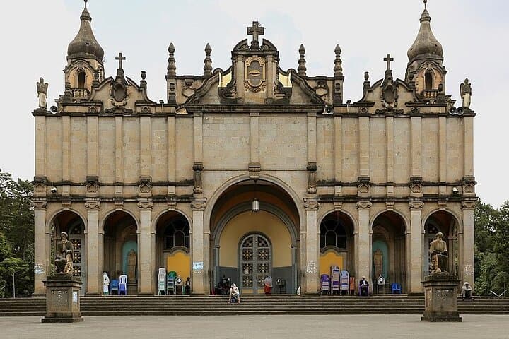 Addis Ababa Cultural & Historical Day Tour — Museums, Markets & Coffee Ceremony