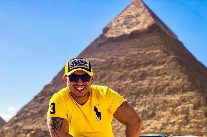 Camel Ride at Giza Pyramids: Panoramic Views & Valley Temple Visit photo 5