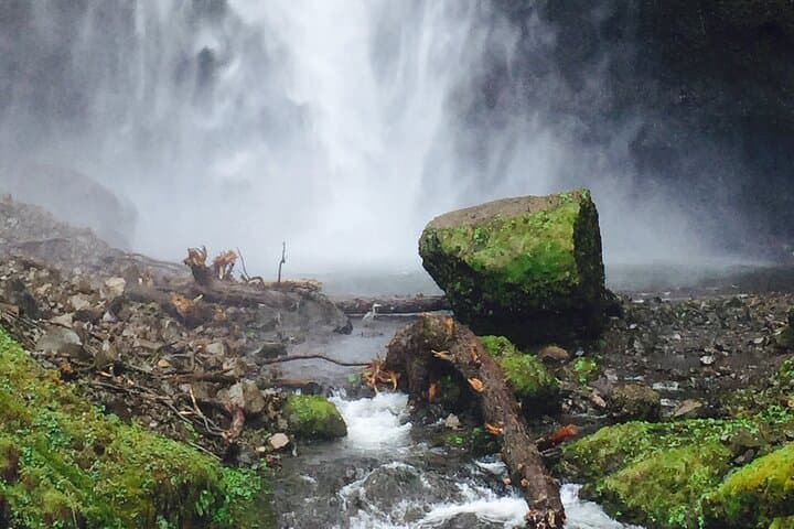 Columbia River Gorge Waterfalls Private Tour from Portland — Multnomah, Bridal Veil & Bonneville photo 5