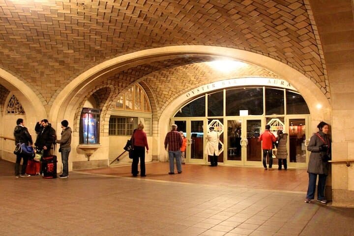 Inside Grand Central: Private Walking Tour of NYC’s Transit Palace photo 5
