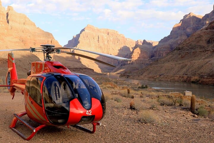 Grand Canyon West Helicopter and Colorado River Boat Tour — Rim to River Experience photo 5