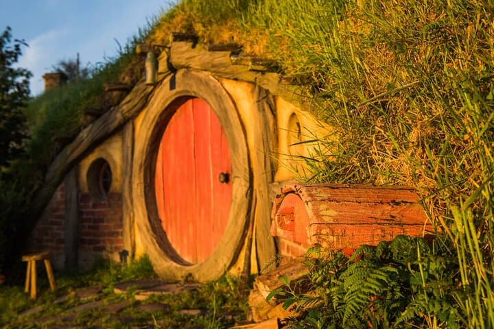 Private 3-Day North Island Highlights: Hobbiton, Waitomo Caves, Rotorua & Hamilton photo 3