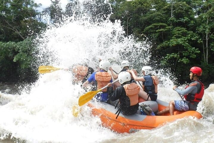 Tena Jatun Yaku Rafting: Full-Day Class III Rafting with Lunch photo 3