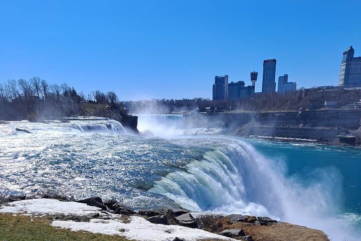 Niagara Falls Full-Sights Tour: Maid of the Mist, Cave of the Winds & Whirlpool Views