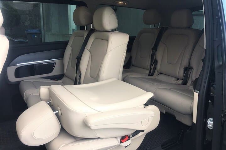 Bergen to Voss Private Transfer: 1–7 Pax Minivan Airport Transfer photo 3