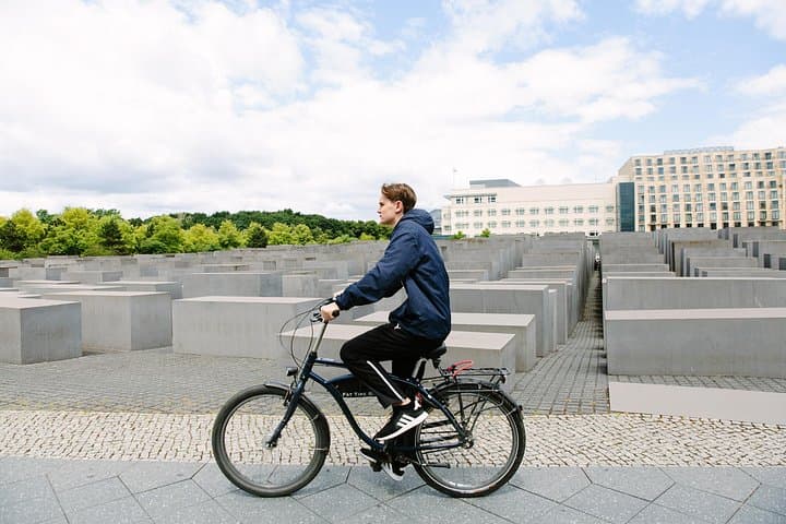 Berlin Bike Rentals & E‑Bike Hire: Explore Tiergarten and the Spree photo 4