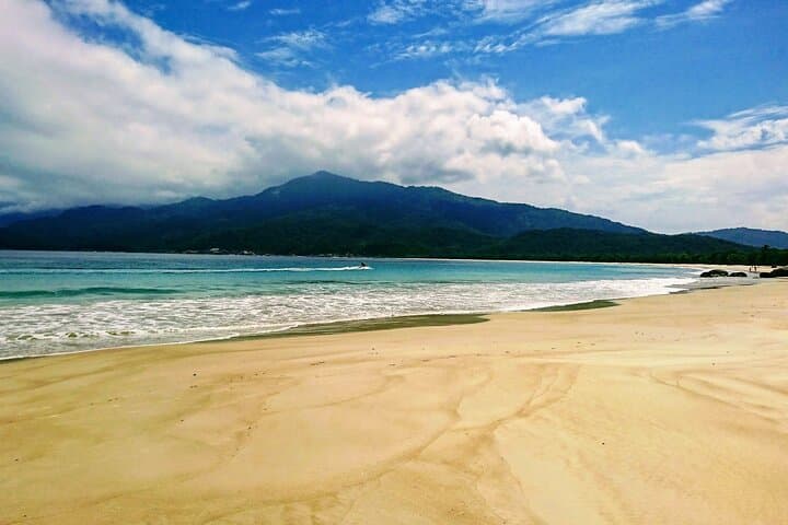 Follow the Pirates’ Route to Lopes Mendes: Ilha Grande’s Hidden Beaches photo 2
