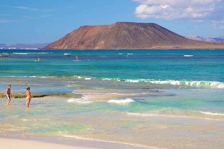 Sailing Around Isla de Lobos: 4‑Hour Cruise from Corralejo
