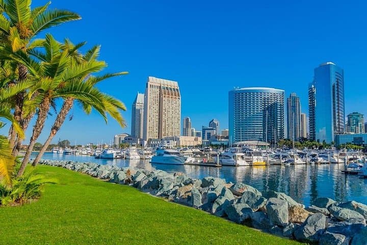San Diego Luxury SUV Airport Transfer — Private Departure to SAN photo 3