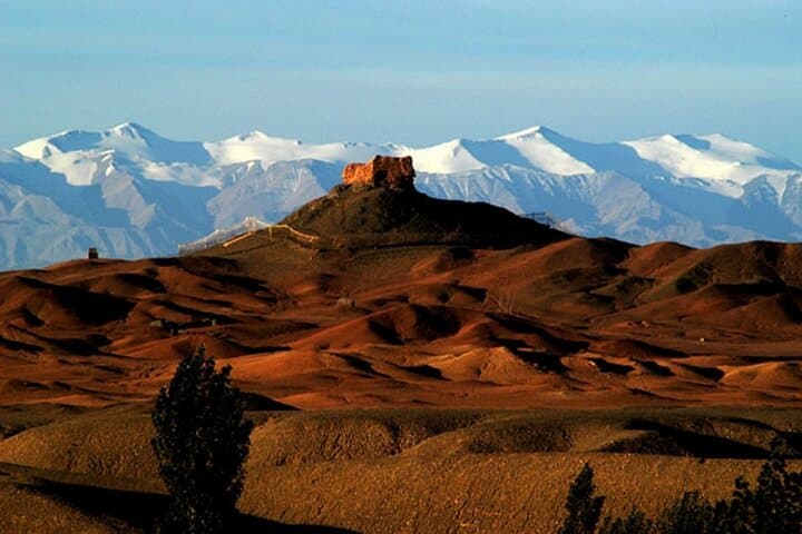Hike Yangguan Pass: Private Silk Road Day Tour from Dunhuang