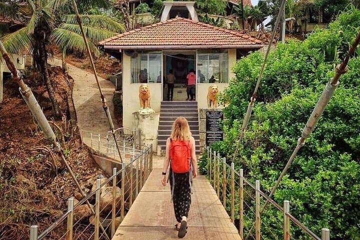 6-Day Sri Lanka Budget Round Tour: Kandy, Sigiriya, Polonnaruwa & Anuradhapura photo 2