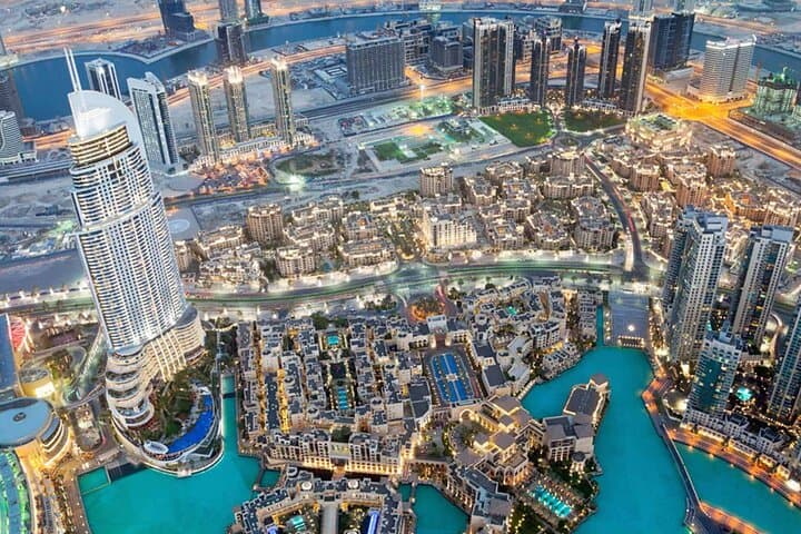 Modern Dubai Morning Tour: Burj Khalifa & Dubai Aquarium Experience photo 5