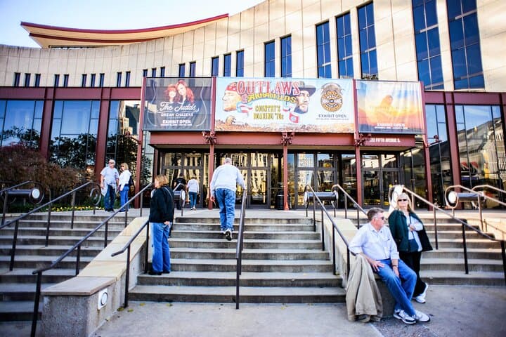 Best of Nashville: One-Hour Double-Decker Bus City Sightseeing Tour photo 4