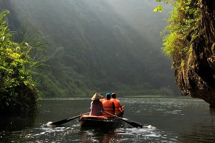 Full-Day Tam Coc & Hoa Lu: Row the Dry Ha Long Bay from Hanoi photo 6