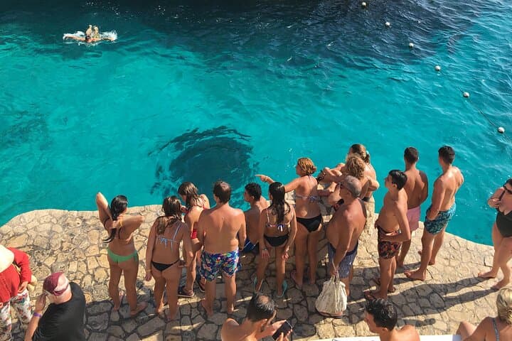 Negril Seven Mile Beach & Rick's Cafe Private Tour — Snorkel, Swim and Sunset photo 2