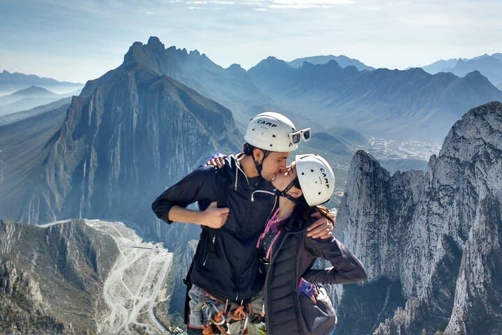 Nido de los Aguiluchos Via Ferrata: Hiking, Climbing & 3 Rappels in La Huasteca, Monterrey photo 3