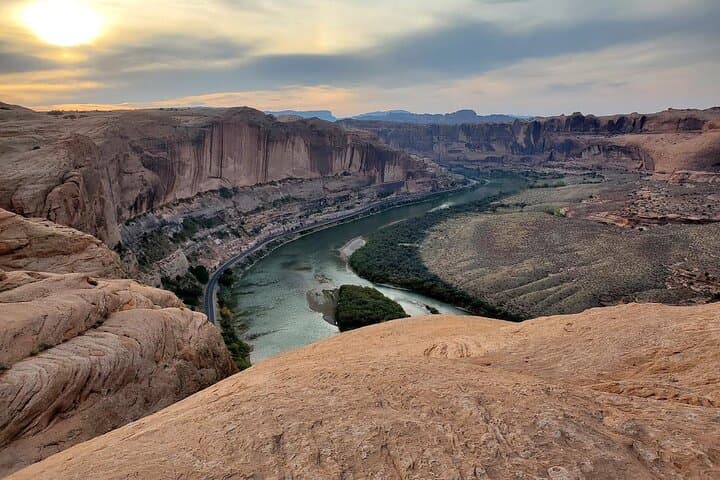 Drive the Slickrock: Hell’s Revenge & Fins N’ Things UTV Tour in Moab photo 3