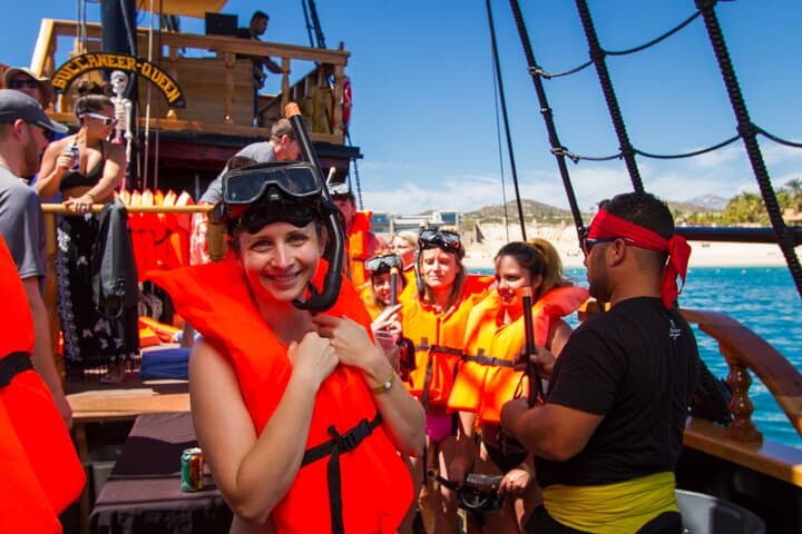 Cabo Pirate Snorkel Cruise: Snorkel El Arco, Lunch & Open Bar photo 5
