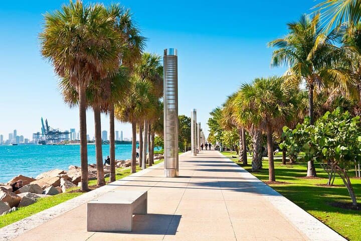 Miami Beach Art Deco Bike Tour: Hidden Gems, History & Scenic Coastal Ride photo 4