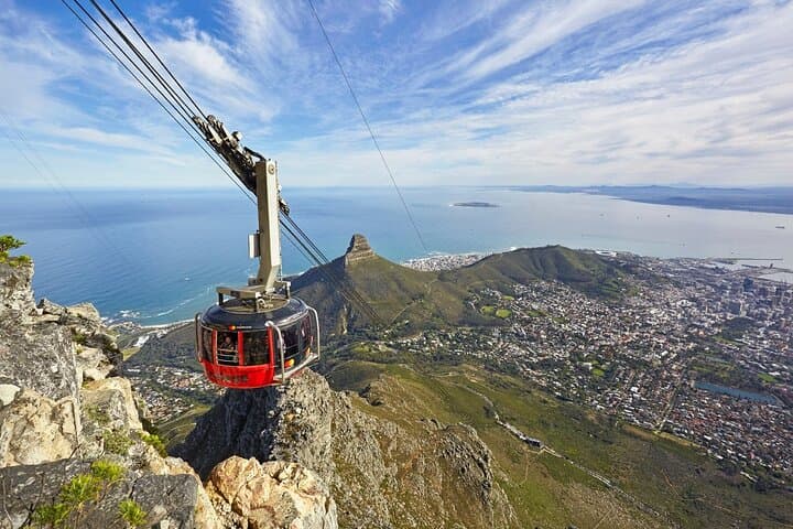 Cape Peninsula Private Day Tour: Table Mountain, Cape Point & Boulders Penguins