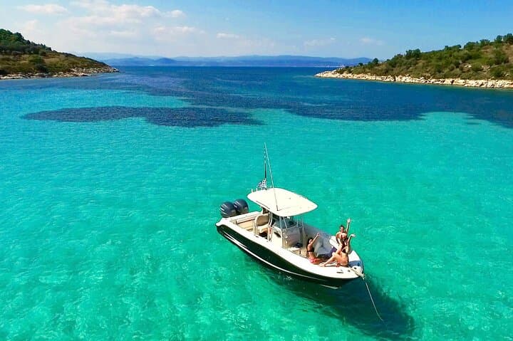 Vourvourou Refreshment Cruise: Blue Lagoons & White-Sand Coves in Halkidiki