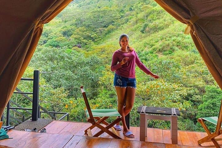 Life is an Adventure: 10-Day Sri Lanka Highlands Trek, Waterfalls & Tea Country Expedition photo 5