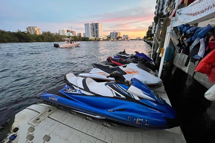 Fort Lauderdale Jet Ski Rental: 1-Hour Intracoastal Ride Past Yachts & Mansions photo 2