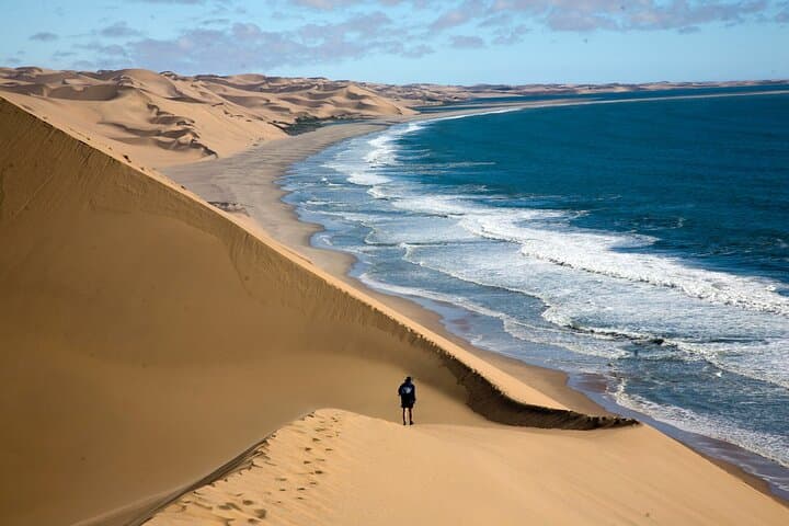 Sandwich Harbour Half-Day 4x4 Tour from Walvis Bay with Lunch