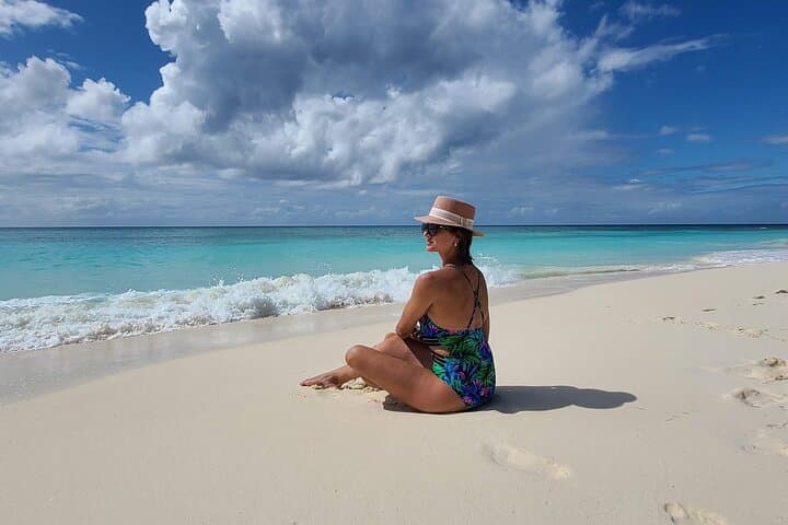 Saona Island Full-Day Small-Group Tour from Bayahibe — Beaches, Snorkel & Turtle Conservation photo 3