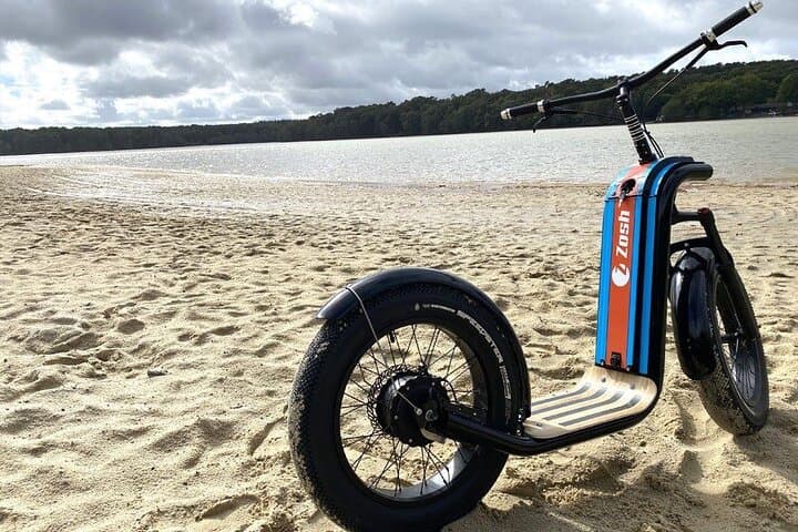 90-Minute Electric Scooter Ride Through Hossegor's Dunes and Lake photo 5