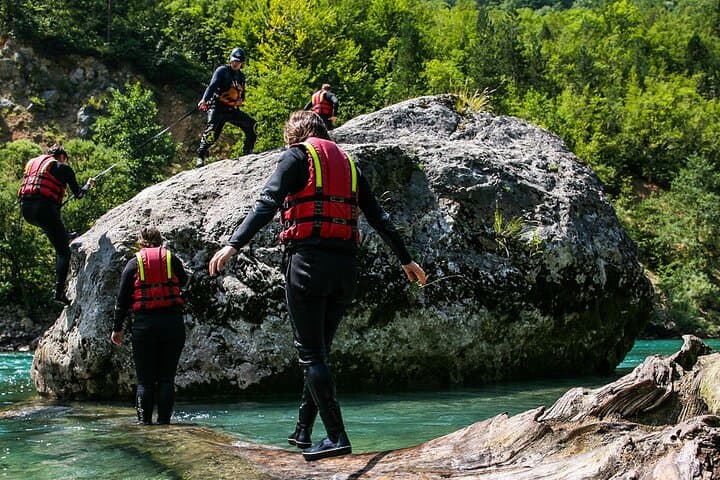 Rafting Adrenalin on the Tara River: 7km Whitewater from Brstanovica to Grab photo 4