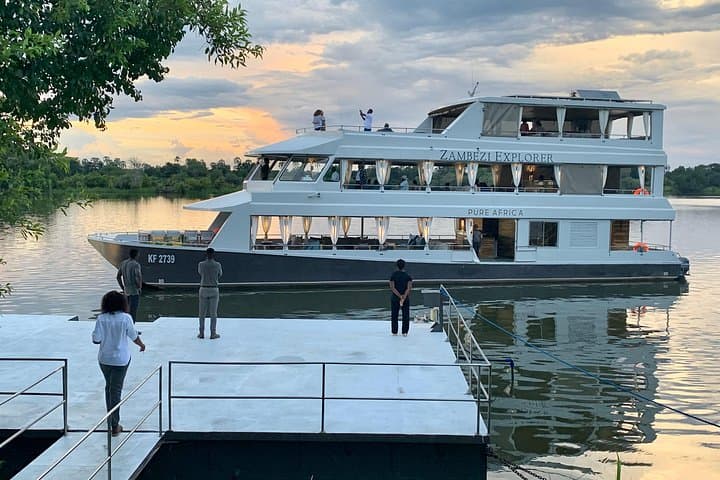 Zambezi Explorer: Luxury Sunset Cruise on the Zambezi at Victoria Falls photo 4