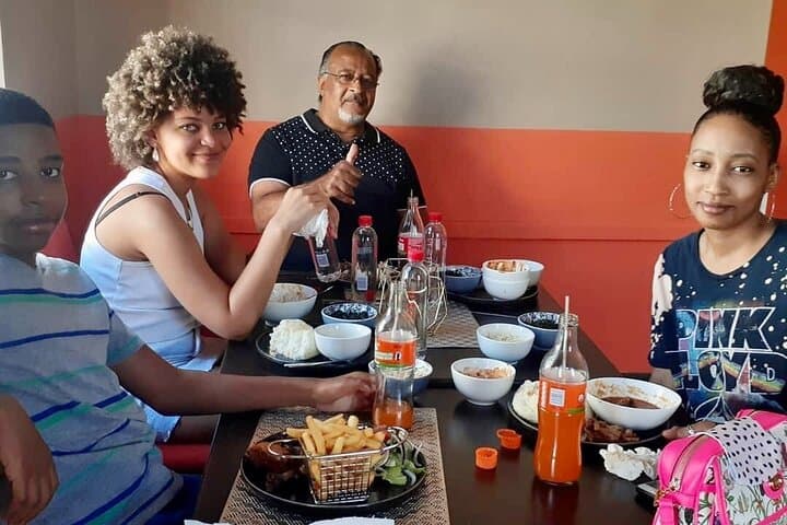 Cape Town Half-Day Walking Tour & Authentic African Food Experience