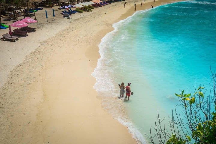Full-Day East Nusa Penida Tour from Bali — Diamond Beach, Atuh & Molenteng Tree House photo 3
