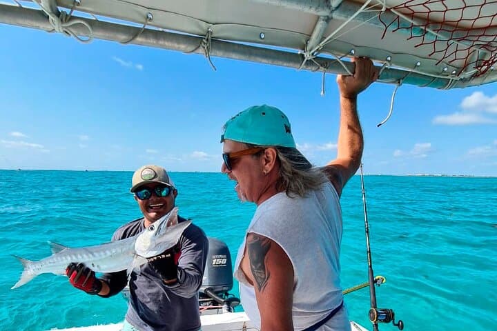 Private Inshore Fishing Charter — Isla Mujeres & Cancún (4-Hour) photo 2