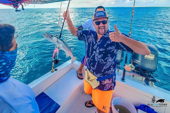 Private Inshore Fishing Charter — Isla Mujeres & Cancún (4-Hour) photo 5