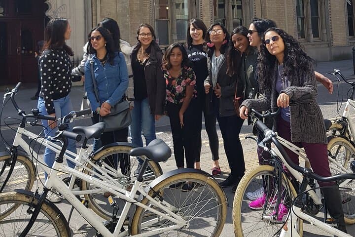 Brighton Bike Tour: Guided 2.5-Hour City Cycling Experience photo 3