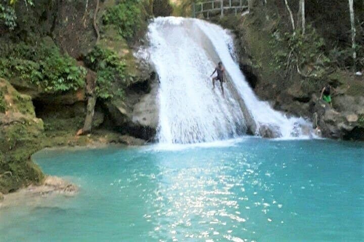 Climb Dunn's River Falls and Swim the Blue Hole — Daytrip from Montego Bay photo 3