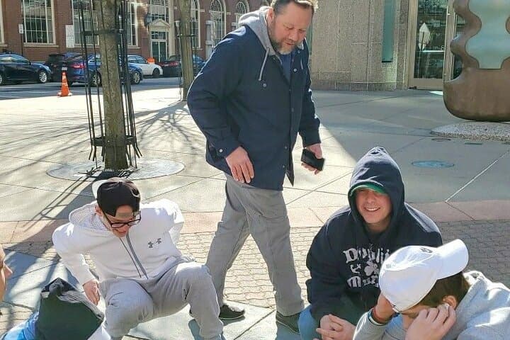 Crazy Dash Edmonton: Urban Scavenger Hunt Walking Adventure photo 4