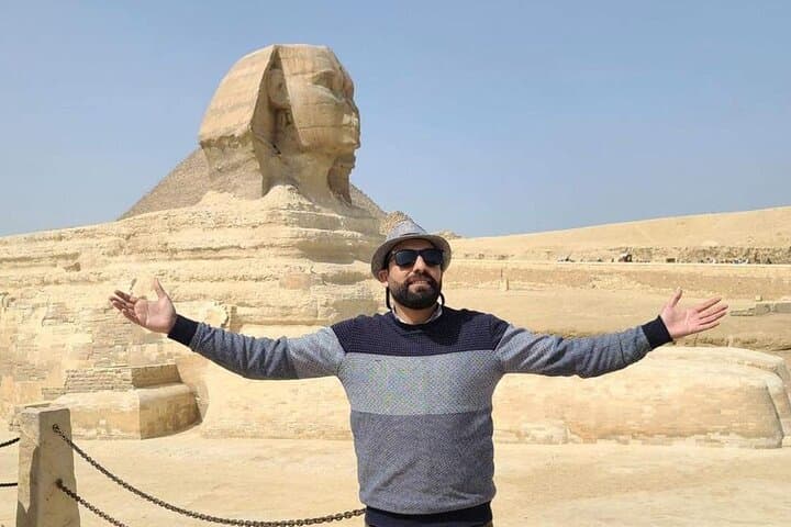 Giza Pyramids & Sphinx Day Trip: Explore Khufu’s Great Pyramid and the Sphinx photo 3