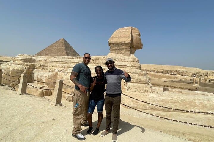 Giza Pyramids & Sphinx Day Trip: Explore Khufu’s Great Pyramid and the Sphinx photo 5