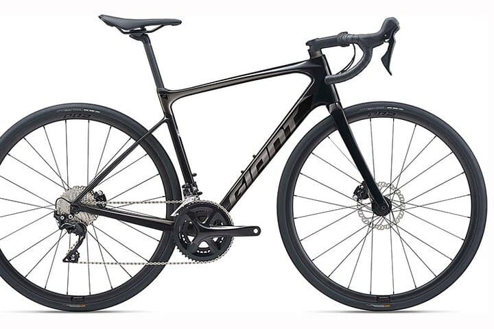 Giant Defy Advanced 2 Road Bike Rental — Ride Tenerife's High Roads