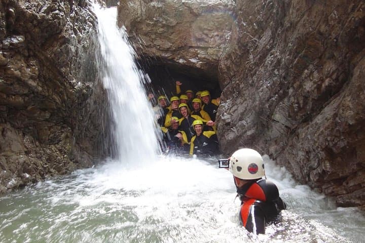Beginner Canyoning Tour at Sylvenstein Reservoir — Lenggries Gorge Adventure photo 2