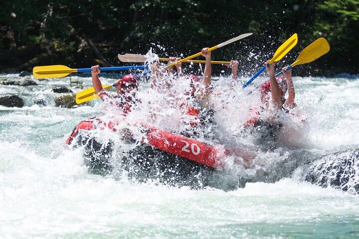 Whistler Green River Whitewater Rafting: Family-Friendly Class II–III Rapids photo 4