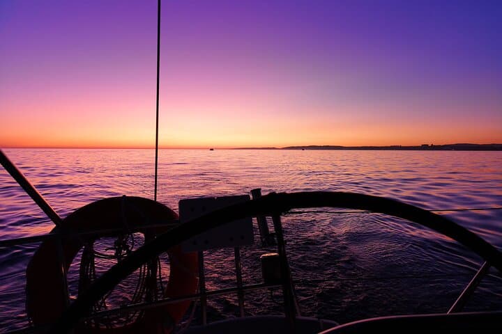 Vilamoura Sunset Sailing Cruise: Falésia Cliffs & Algarve Dusk photo 3