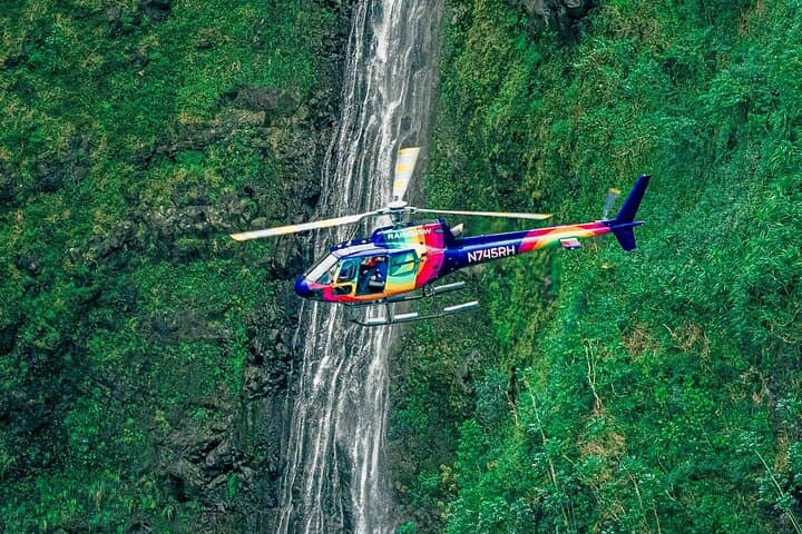 Royal Crown of Oahu Helicopter Tour: A 60-Minute Circle Island Adventure